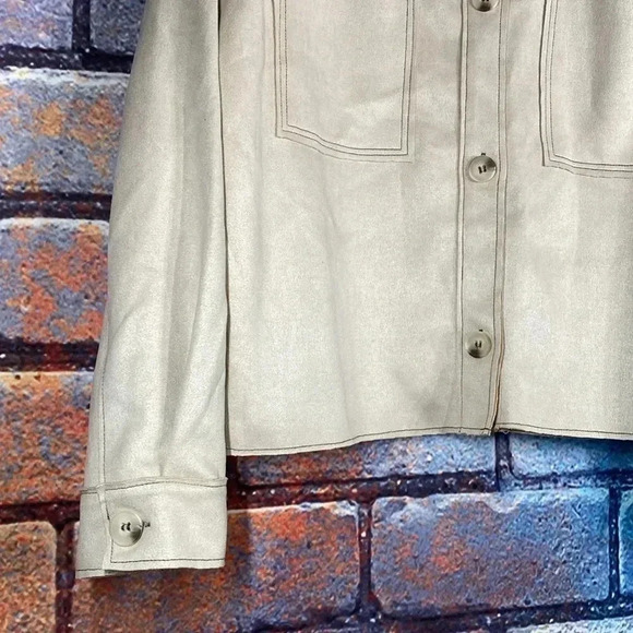 Miou Muse Women’s Button Down Soft Shirt Tan Medium - Picture 2 of 7